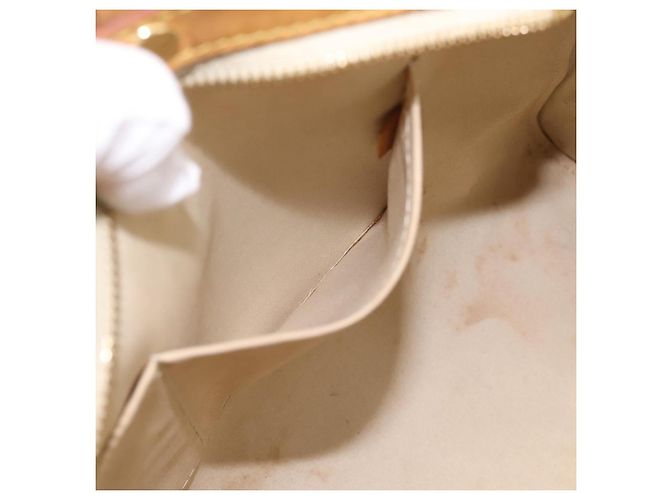 LOUIS VUITTON Monogram Vernis Blair MM Hand Bag Beige M90180 LV Auth 196794 - vista 24