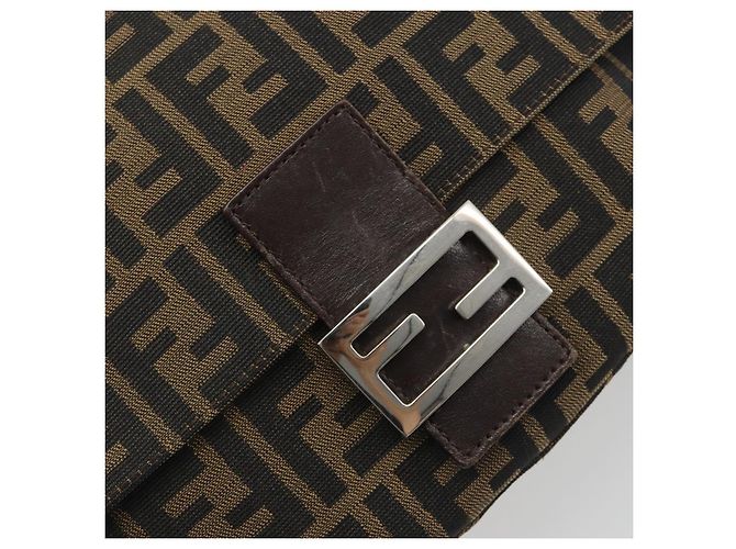 Borsa a Tracolla FENDI Zucca Canvas Mamma Baguette Marrone Argento Auth 195445V - vista 18