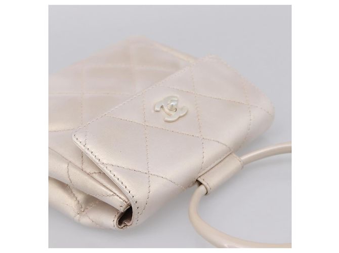 Borsa a mano CHANEL Matelasse in pelle bianca CC Auth 196360M Bianco - vista 6