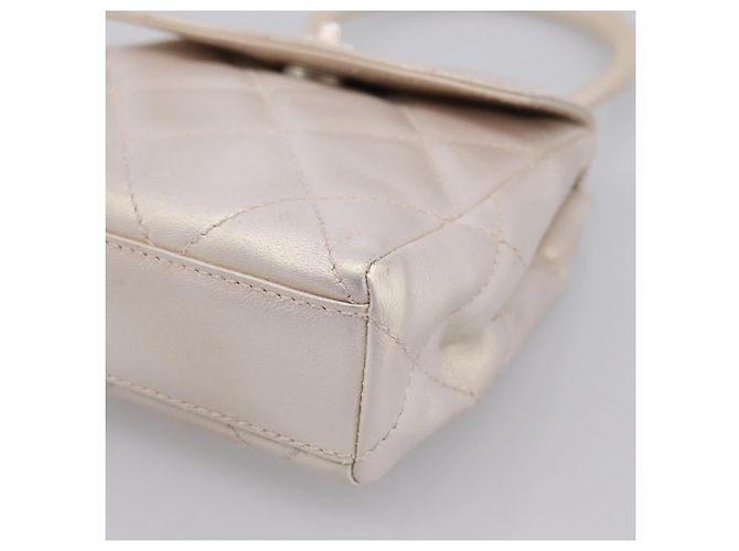 Borsa a mano CHANEL Matelasse in pelle bianca CC Auth 196360M Bianco - vista 9