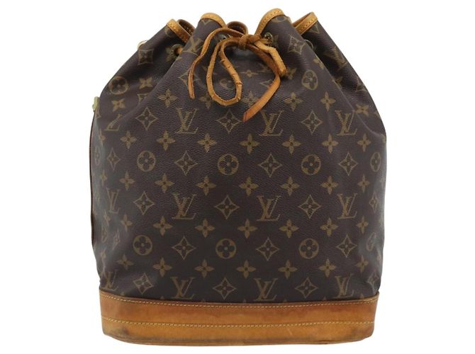 LOUIS VUITTON Borsa a tracolla Monogram Petit Noe M42226 LV Auth 195632 Monogramma - vista 13