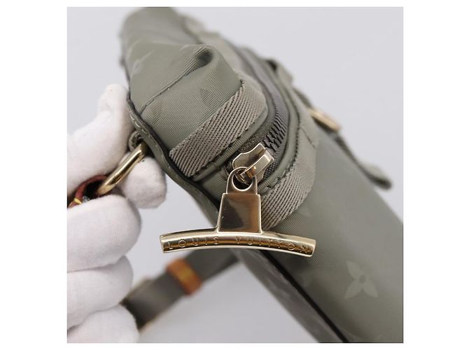 Borsa Messenger PM LOUIS VUITTON Monogram Titanium Grigio M43889 LV Auth ka5662V Marrone - vista 9