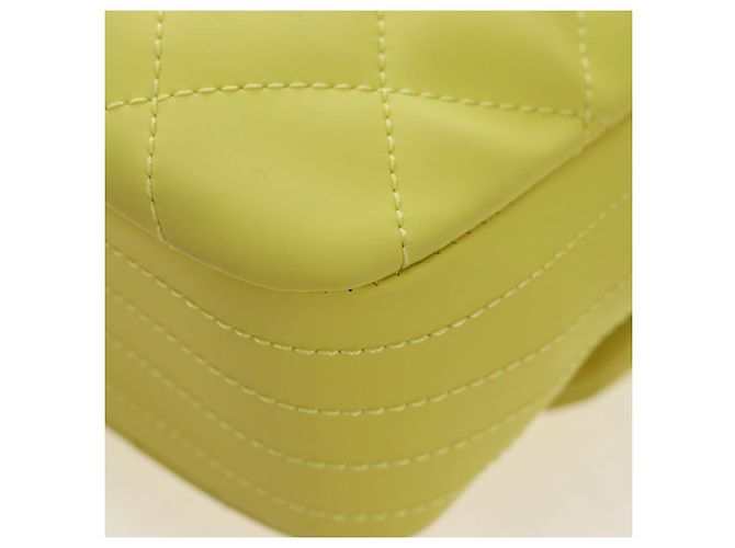 Borsa a tracolla CHANEL Matelasse 20 in pelle gialla con catena e CC argento Auth 195108M Giallo - vista 18