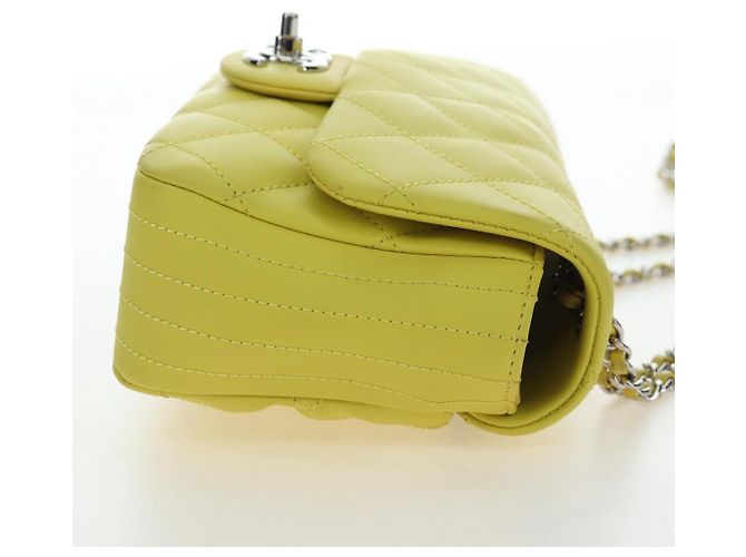 Borsa a tracolla CHANEL Matelasse 20 in pelle gialla con catena e CC argento Auth 195108M Giallo - vista 4