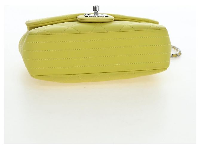Borsa a tracolla CHANEL Matelasse 20 in pelle gialla con catena e CC argento Auth 195108M Giallo - vista 5