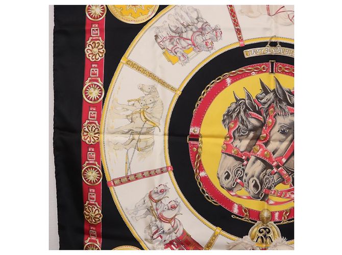 Hermès Foulard HERMES Carre 90 «CHEVAUX DE TRAIT» Seta Nero Auth 195641M - vista 17