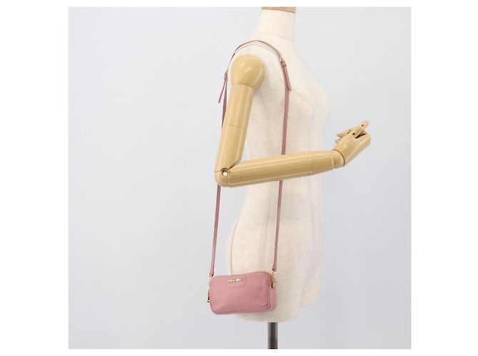 Borsa a tracolla Miu Miu in pelle rosa tono oro Auth 196211 - vista 22