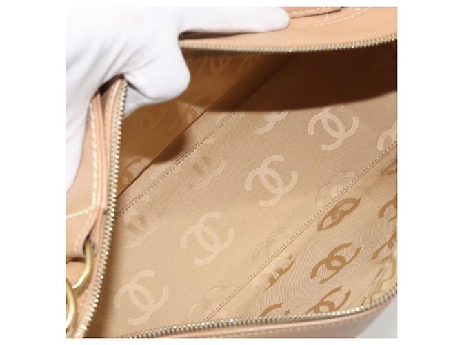 Borsa a tracolla CHANEL Wild Stitch in pelle beige e oro CC Auth 195981A D'oro - vista 11