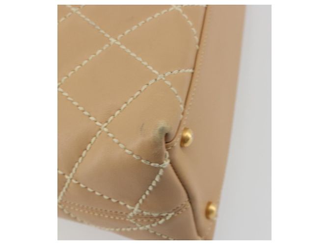 Borsa a tracolla CHANEL Wild Stitch in pelle beige e oro CC Auth 195981A D'oro - vista 16