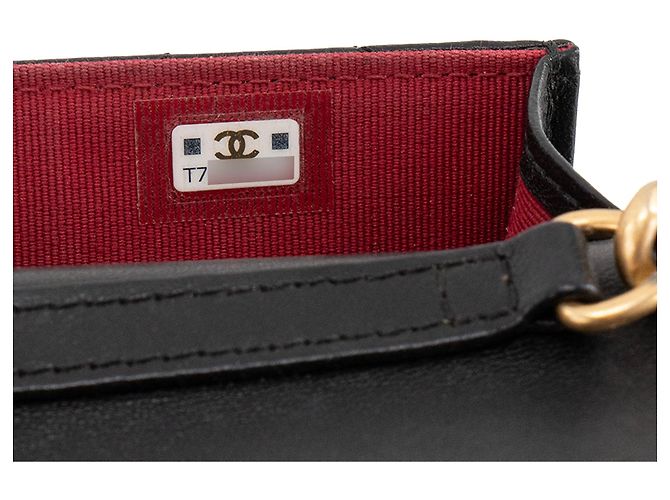 CHANEL - Borsa cintura 19 Chanel in pelle liscia nera Nero - vista 11