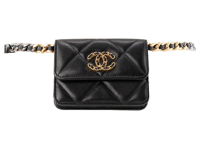 CHANEL - Borsa cintura 19 Chanel in pelle liscia nera Nero - vista 6