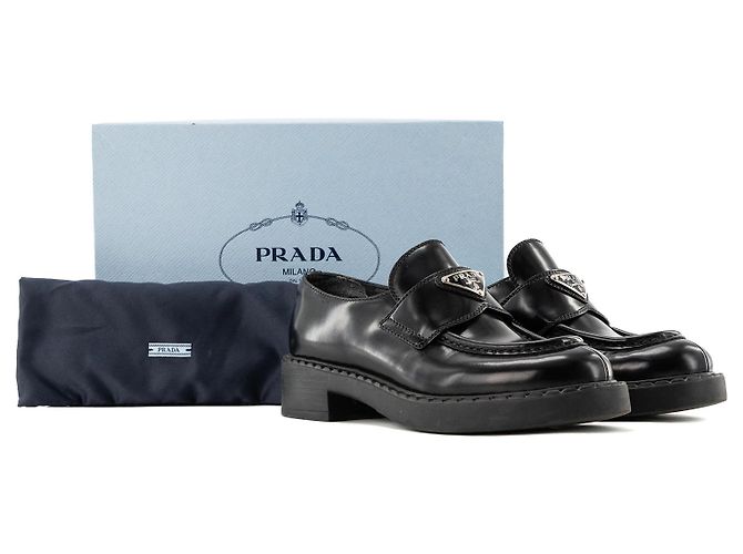 PRADA - Mocassini Chocolate Prada in pelle spazzolata nera (T35,5) Nero - vista 8