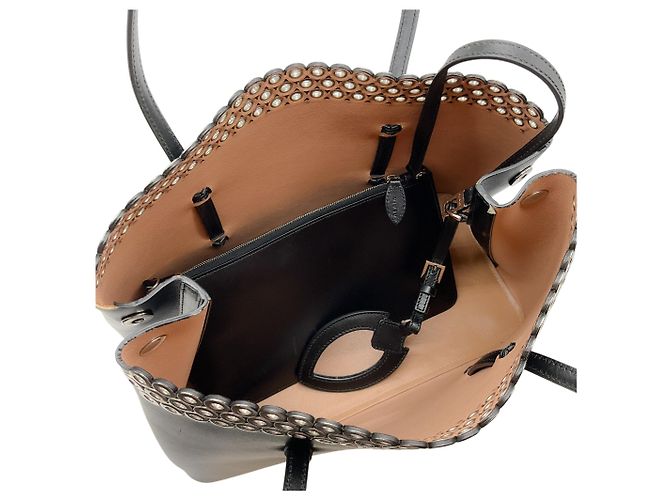 Tote in pelle nera con occhielli Alaïa Nero - vista 9