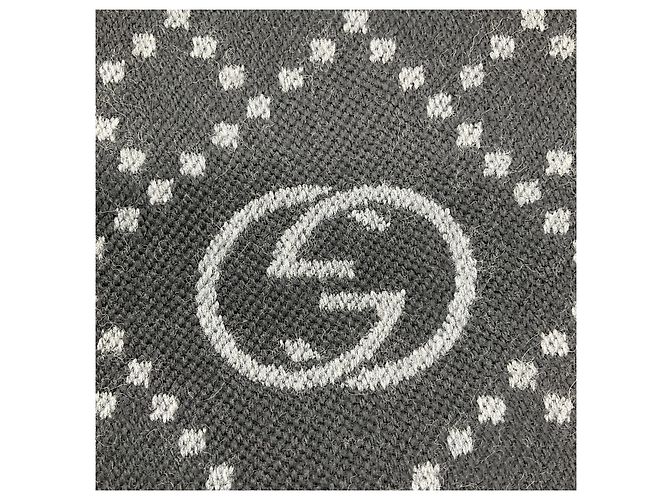 Sciarpa in lana Gucci Black / Grey GG Logo con bordo frangiato Nero - vista 3