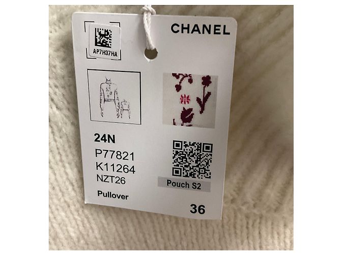 Chanel Intarsia-Kaschmir-Strickpullover in Elfenbein / Rot / Burgunderrot mit Kristall-CC-Logo Beige - Ansicht 6