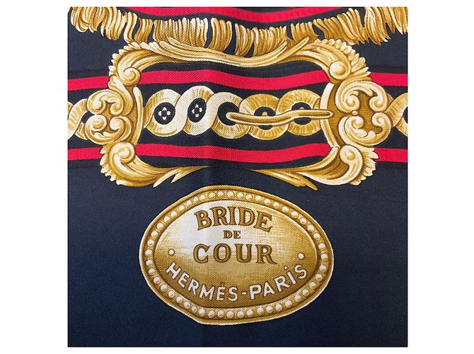 Hermès Pañuelo de seda twill Hermes Dark Navy Blue / Red / Gold Multi Bride de Cour Multicolor - vista 4