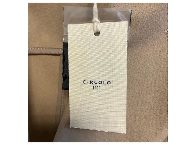 Autre Marque Chaqueta 'Masculine' Monocromática de Cachemira Tan Circolo 1901 Camello - vista 6