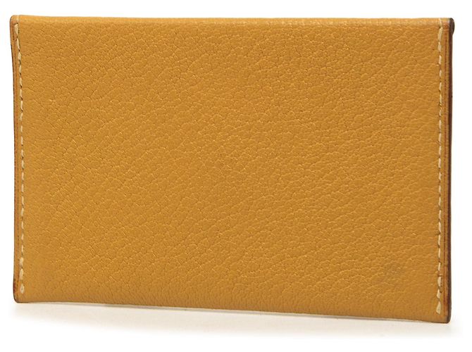 Portacarte a busta Hermès in Chevre Mysore giallo - vista 2