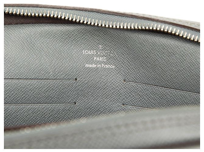 Borsa a pochette Louis Vuitton Taiga Kasai Grigia Grigio - vista 5