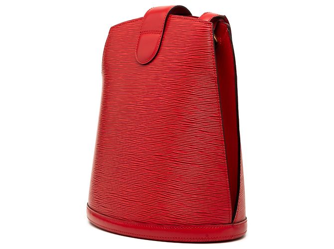 Borsa a tracolla Louis Vuitton Epi Cluny rossa Rosso - vista 2