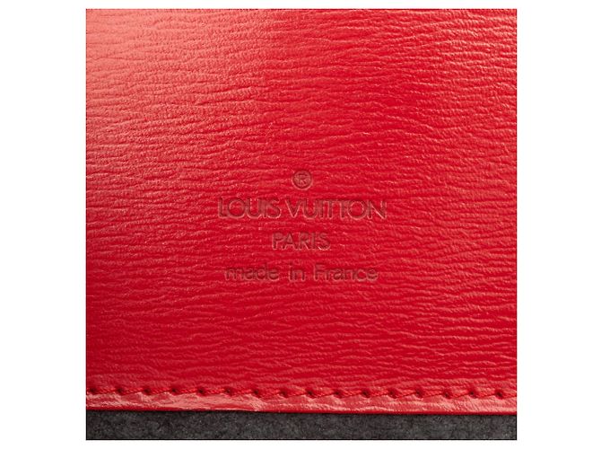 Borsa a tracolla Louis Vuitton Epi Cluny rossa Rosso - vista 5