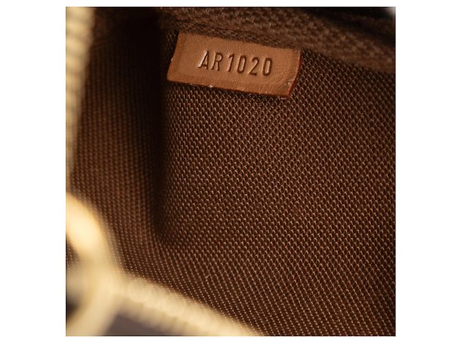 Bolso de hombro Louis Vuitton Monogram Pochette Accessoires Marrón Castaño - vista 6
