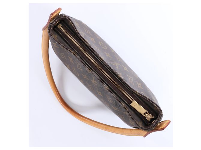Borsa a tracolla Louis Vuitton Monogram Looping MM in Brown Beige - vista 7