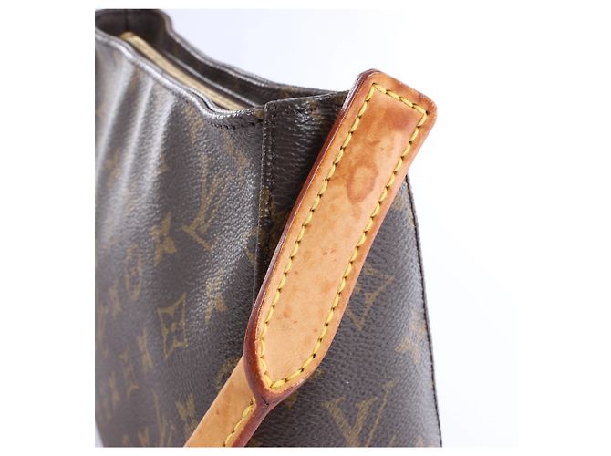 Borsa a tracolla Louis Vuitton Monogram Looping MM in Brown Beige - vista 8
