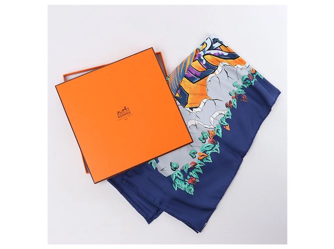 Hermès Carré 90 "THE ALFEE AUBE" Seidentuch in Navy Blue Marineblau - Ansicht 15