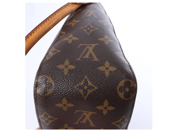 Borsa a tracolla Louis Vuitton Looping Monogram MM Marrone Beige - vista 10