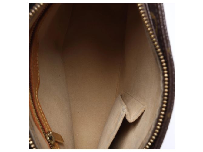 Borsa a tracolla Louis Vuitton Looping Monogram MM Marrone Beige - vista 11