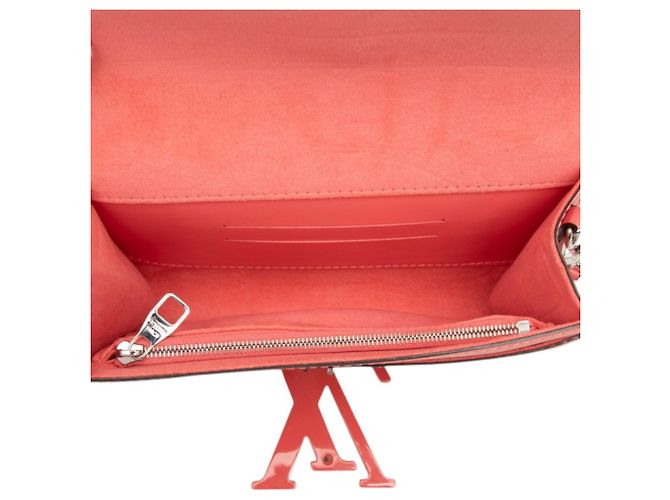 Borsa a tracolla Louis Vuitton Epi Pochette Louise PM Rosa - vista 6