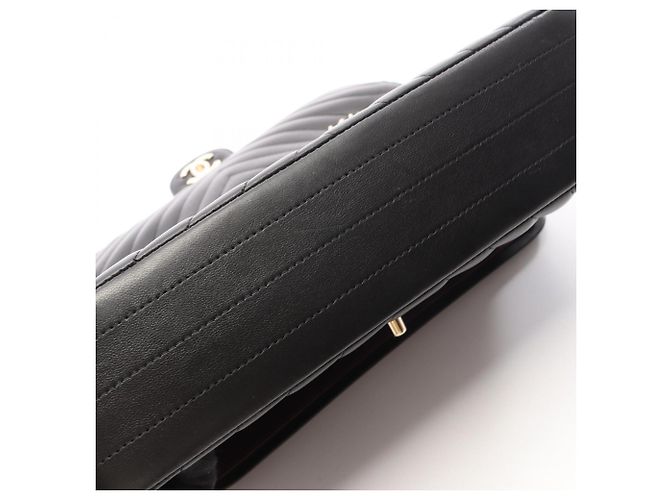 Borsa a tracolla Chanel Chevron V-Stitch Double Flap Nero - vista 9
