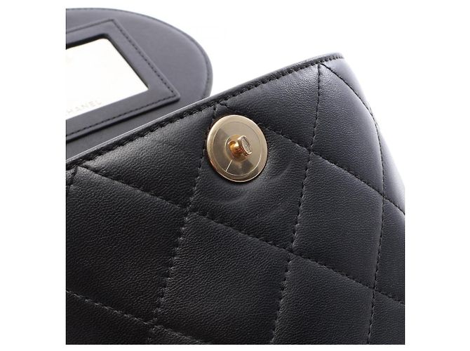Borsa a tracolla Chanel Matelassé in pelle d'agnello nera Nero - vista 7