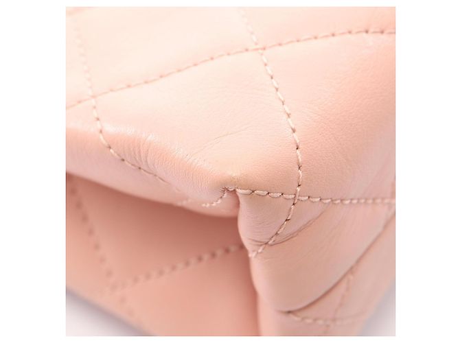 Borsa a tracolla Chanel Matelassé Logo in pelle d'agnello rosa - vista 7