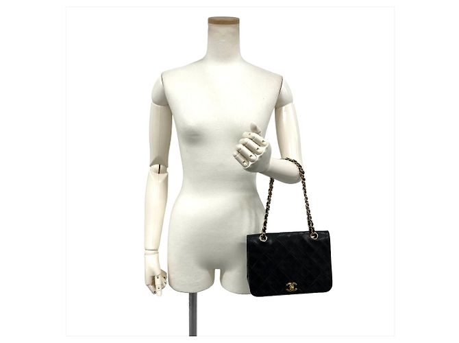Borsa a tracolla Chanel Matelassé con patta completa e catena Nero - vista 10