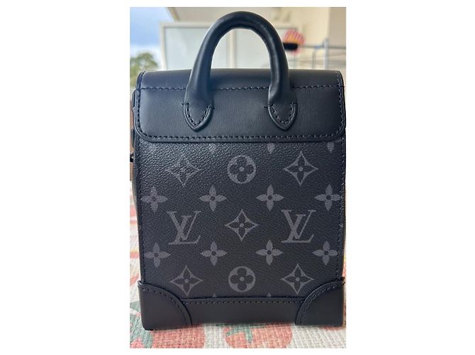 borsa a mano Louis Vuitton Monogram Eclipse Keepall XS Nero - vista 7