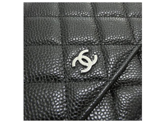 Portafoglio con catena Chanel Timeless Classic Line AP0250 Nero Bordò - vista 4