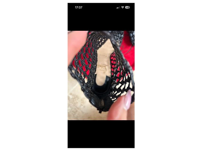 Botines Christian Louboutin de cuero negro - vista 2