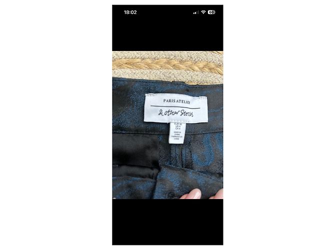 & Other Stories Blau-schwarz gemusterte Hose - Ansicht 3