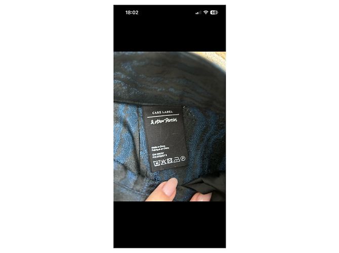 & Other Stories Blau-schwarz gemusterte Hose - Ansicht 4