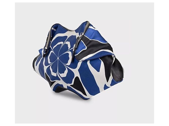 Clutch Alexander McQueen De Manta Blue Textile Usato - vista 2