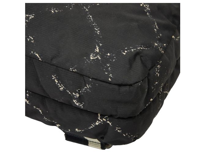 Zaino Chanel Travel Line in nylon nero - vista 4