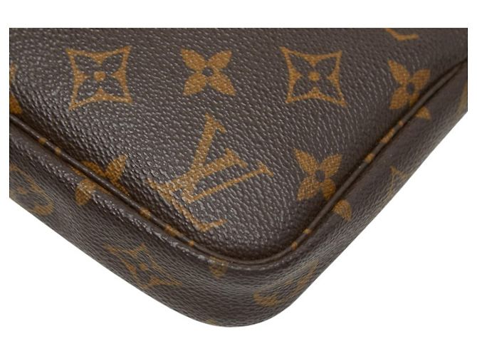 Louis Vuitton Monogram Pochette Accessoires Marrone - vista 4