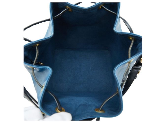 Noe Borsa a tracolla Louis Vuitton Epi Petit Noé Nero Blu - vista 8