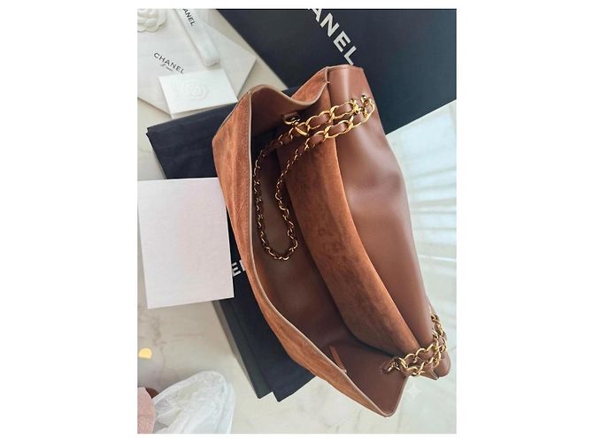 Borsa a patta Chanel2026 in camoscio marrone - vista 2