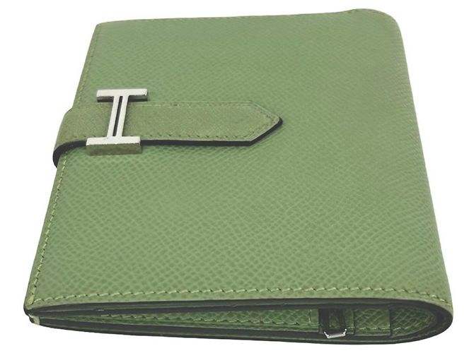 Hermès Cartera bi-fold Hermes Bearn Compact Verde - vista 4
