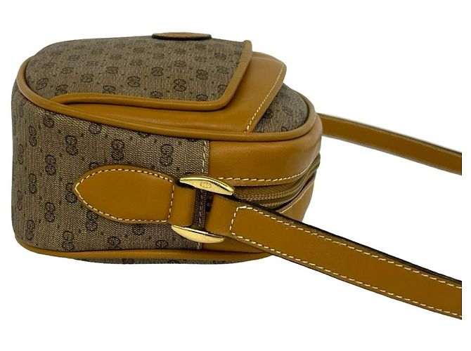 Mini borsa a tracolla in pelle con logo Micro GG di Gucci Marrone - vista 6