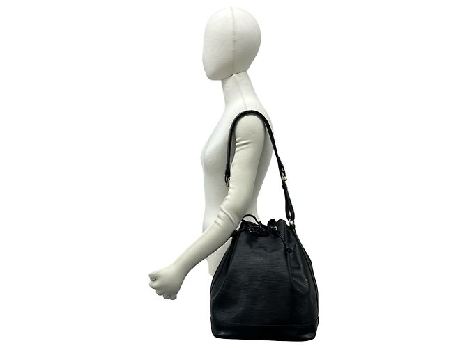 Noe Borsa a tracolla Louis Vuitton Vintage Noé in pelle Epi Nero - vista 2