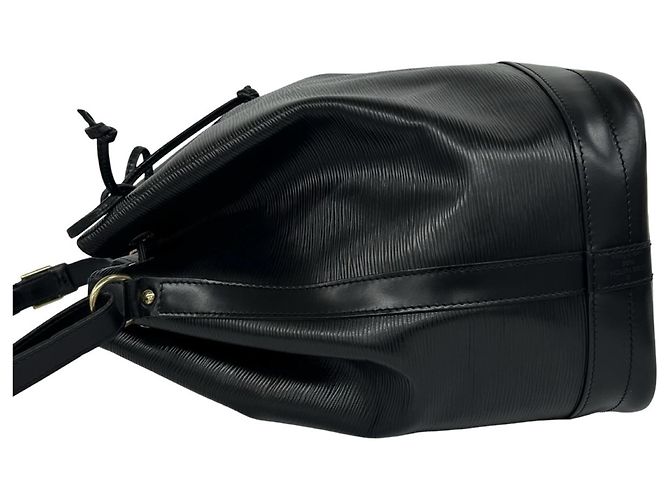 Noe Borsa a tracolla Louis Vuitton Vintage Noé in pelle Epi Nero - vista 5